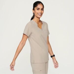 Figs Catarina One-Pocket Scrub Top Small Boulder